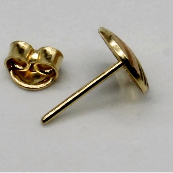 18K TRI TONE STUD EARRING - Picture 2 of 2
